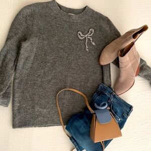 H&M Grey sweater with ribbon rhinestones